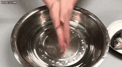 Đừng đổ rượu không dùng hết đi, hãy cất vào tủ lạnh, sau một đêm thành nước thần của nhiều đồ vật-5