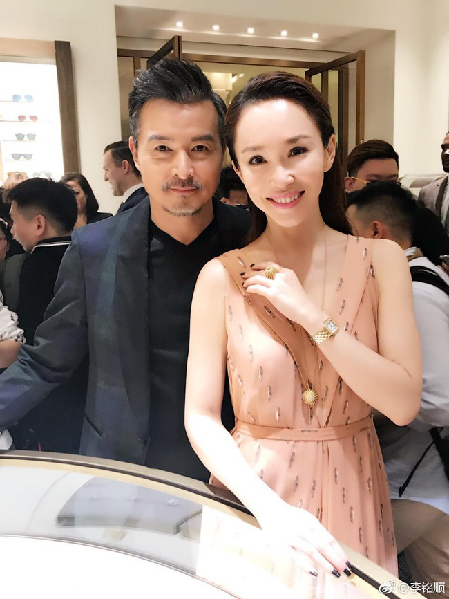 Điều ít ai biết về cặp đôi quyền lực nhất showbiz Singapore Phạm Văn Phương - Lý Minh Thuận: Từng không ưa nhau nhưng lại hạnh phúc suốt 2 thập kỷ-8