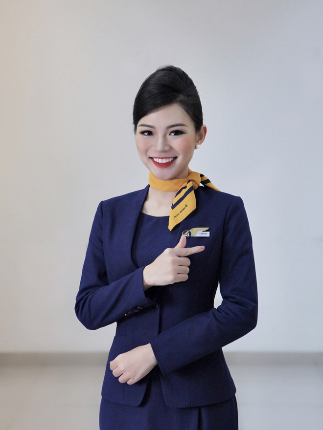 Top 13 mẫu đồng phục tiếp viên hàng không đẹp ấn tượng nhất thế giới