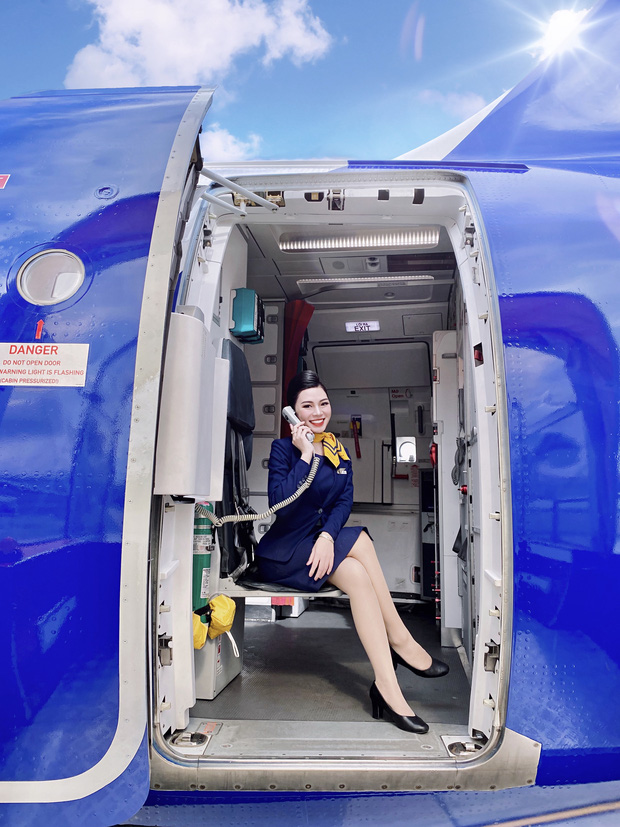 Tiếp viên hàng không kể chuyện yêu anh cơ phó nhờ Facebook, hé lộ mức lương xứng đáng với công việc trong mơ-4