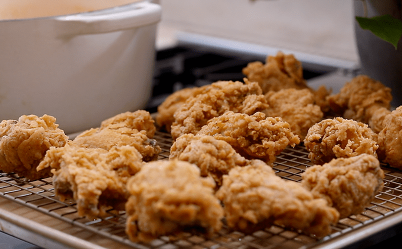 Cần gì ra tiệm, ở nhà tự làm gà chiên kiểu Hàn còn ngon hơn vạn lần mà lại dễ dàng vô đối!-4