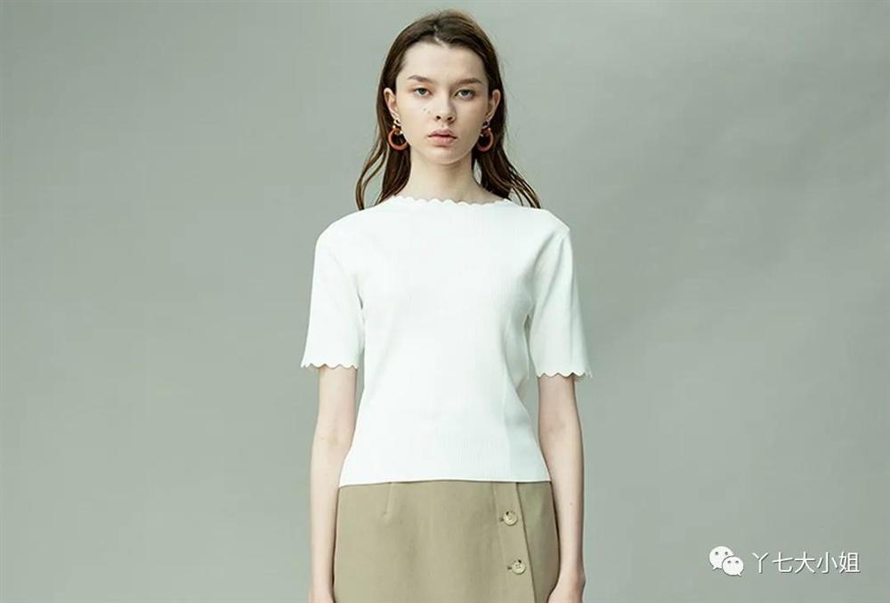 4 kiểu áo phông cực kỳ kém sang mà bạn đừng dại rinh về cho chật nhà-7