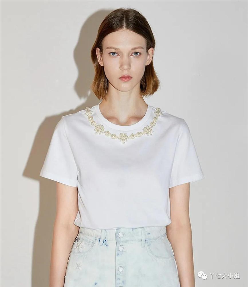 4 kiểu áo phông cực kỳ kém sang mà bạn đừng dại rinh về cho chật nhà-6