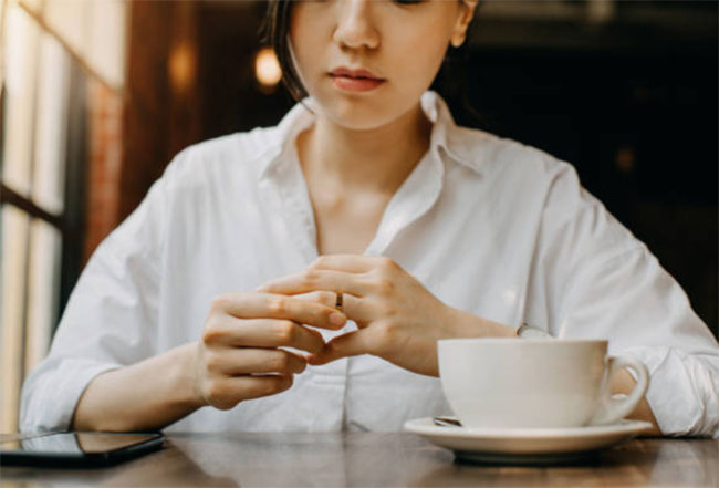 Phát hiện chồng giám đốc ngoại tình, cô vợ có màn vạch mặt cực chất và pha xử lý nhẹ nhàng nhưng hiệu quả bất ngờ-2