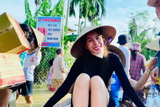 Thủy Tiên thông báo số tiền quyên góp lên đến 150 tỷ đồng, sẽ đi đến 5 tỉnh ngập nặng để hỗ trợ