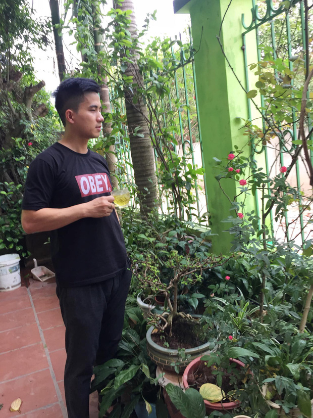 Thầy giáo soái ca bị sinh viên tung loạt ảnh chụp lén đẹp muốn xỉu lên mạng-7