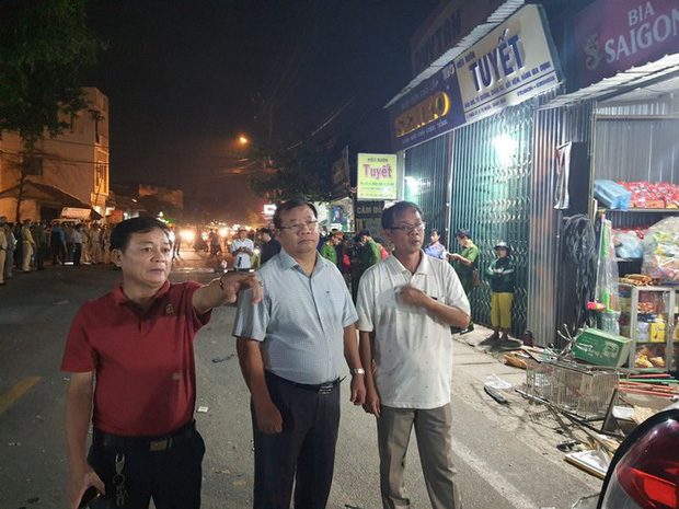 Hiện trường vụ xe điên tông vào nhà dân ở Quảng Ngãi, làm nhiều người chết-12