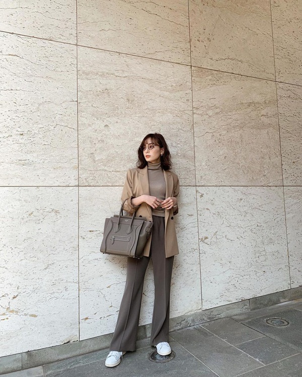 Cô nàng người Nhật cao vỏn vẹn 1m54 mà có cả loạt công thức hack chân dài tới nách, chị em không hóng là thiệt-9