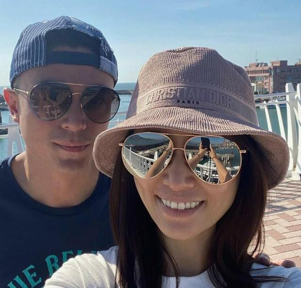 NÓNG: Lâm Tâm Như xoá ảnh chụp chung với Hoắc Kiến Hoa, drama hôn nhân căng như dây đàn-2