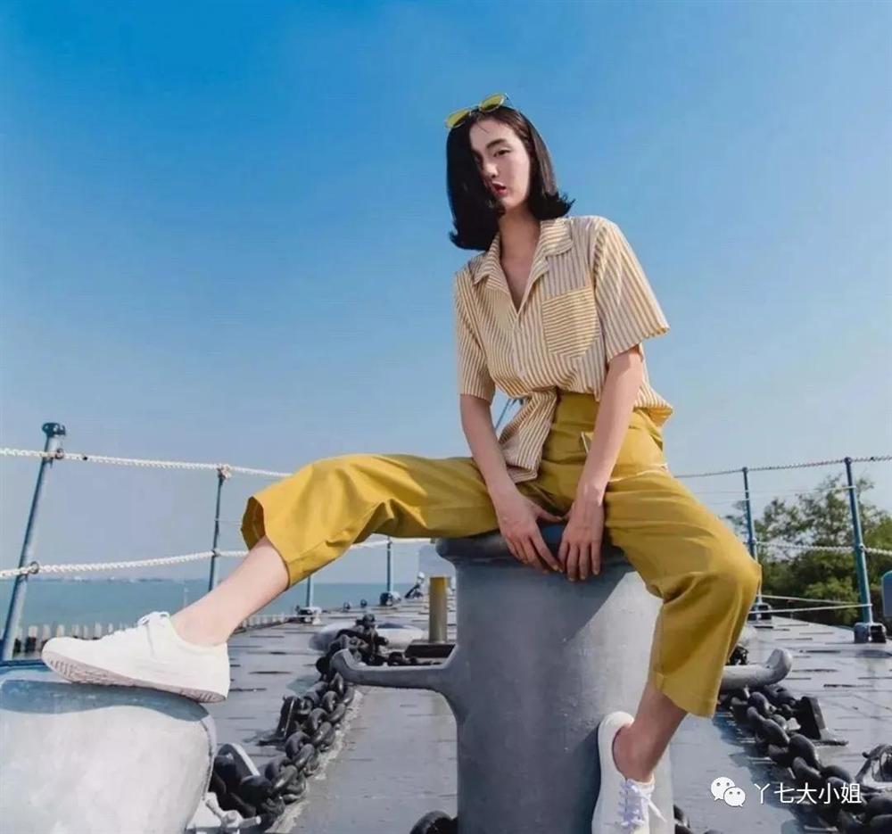 Chưa biết mặc gì đi làm thì bạn hãy diện set đồ đồng màu: Sang xịn hay bắt mắt đều có đủ-7