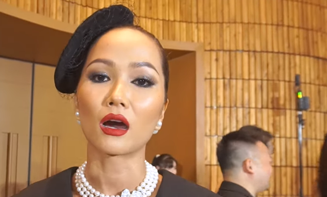 H’Hen Niê: Tôi rất đau khi bị nói keo kiệt, ủng hộ 50 triệu khi tài khoản chỉ có 85 triệu-1