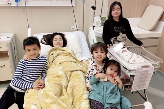 Hằng Túi nuôi con hơn 10 năm không bé nào phải uống kháng sinh vì bệnh vặt, tự điều trị bằng cách này vài ngày là khỏi
