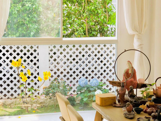 Khám phá bạch dinh hơn 20 tỷ, 5 phòng ngủ của Thủy Tiên - Công Vinh-11