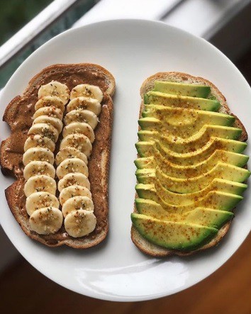 Để ý mới thấy Tăng Thanh Hà ăn sáng rất khác biệt: Không phải xôi cháo, bún phở mà là 6 loại quả ngon lành này, chả trách làm mẹ 2 con mà vẫn xinh đẹp, khỏe khoắn!-7