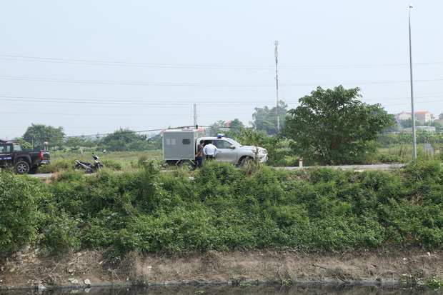 Đã tìm thấy thi thể nữ sinh Học viện Ngân Hàng dưới lòng sông Nhuệ-6