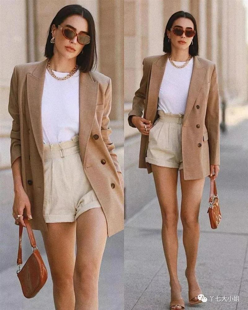 Trời se lạnh chưa biết mặc gì vừa đẹp vừa chất thì bạn hãy diện áo blazer và quần short là có ngay outfit 10 điểm-1