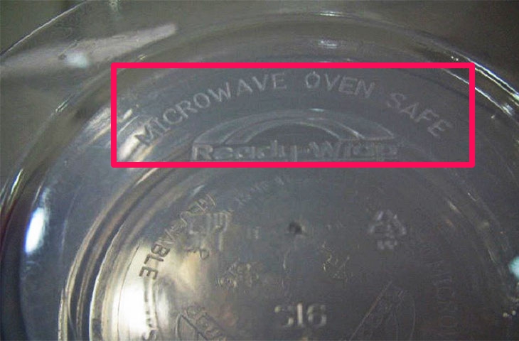 Bộ đồ ăn của bạn có thể dùng được trong lò vi sóng không? Muốn bệnh ung thư không ghé thăm, hãy tránh xa những loại hộp này!-3