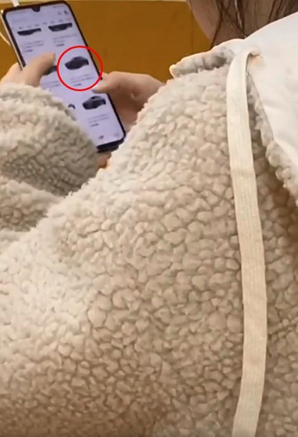 Nữ sinh chơi trội mua siêu xe online qua mạng không cần nhìn giá, bỏ hơn 9 tỷ đồng thanh toán trong 1 nốt nhạc khiến dân mạng giật mình-2