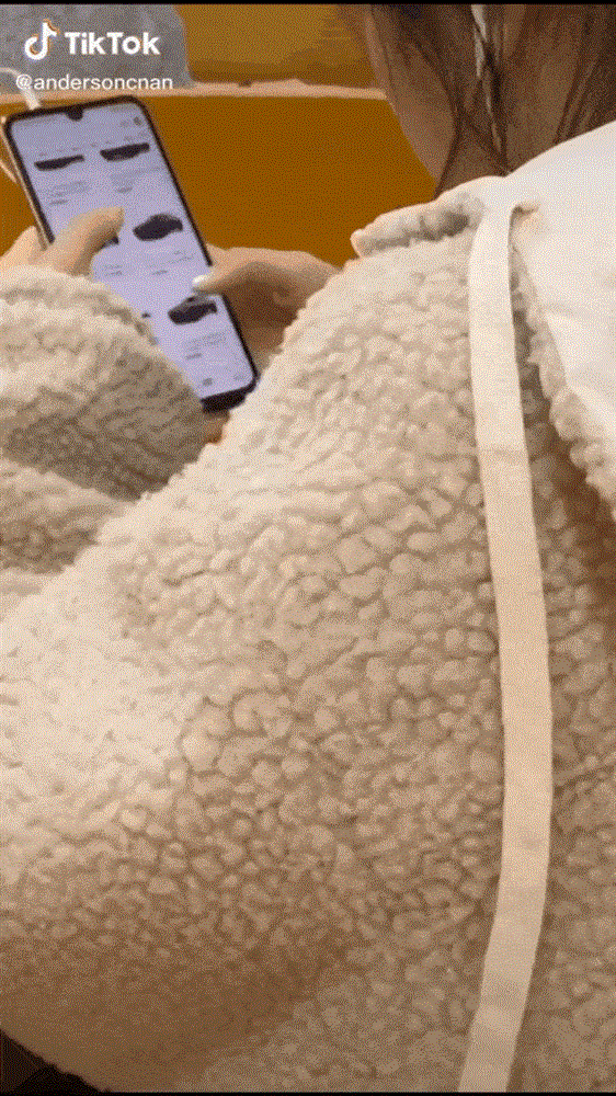 Nữ sinh chơi trội mua siêu xe online qua mạng không cần nhìn giá, bỏ hơn 9 tỷ đồng thanh toán trong 1 nốt nhạc khiến dân mạng giật mình-5