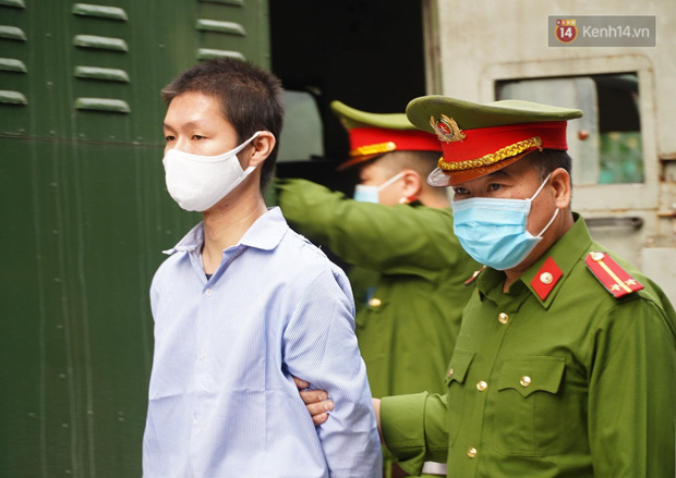 Vụ án mẹ đẻ, bố dượng bạo hành bé gái 3 tuổi tử vong: Cháu bị đối xử quá tàn nhẫn và độc ác mà tôi không hề hay biết-5