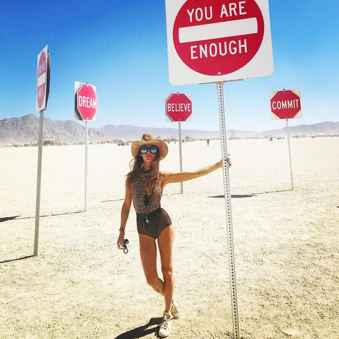 Đả nữ gốc Việt được Thành Long nâng đỡ giờ ra sao ở tuổi 41?-10