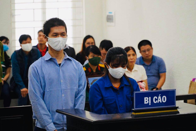 Vụ án mẹ đẻ, bố dượng bạo hành bé gái 3 tuổi tử vong: Cháu bị đối xử quá tàn nhẫn và độc ác mà tôi không hề hay biết-4