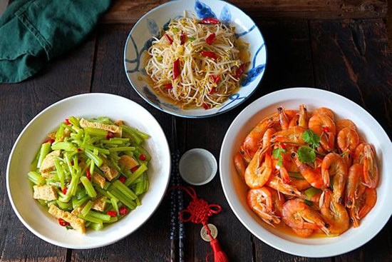 Thực đơn 3 món đơn giản mà chồng con ăn hết sạch, còn hết lời khen ngon