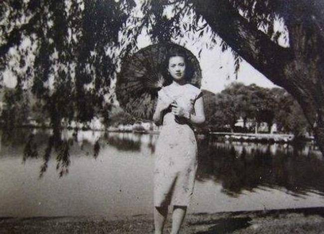 Sau đám cưới xa hoa với người đàn ông giàu bậc nhất, tiểu thư gặp biến cố phải bán hàng đường phố và cú vực dậy ngoạn mục làm nên đế chế kinh doanh hàng trăm triệu đô-5