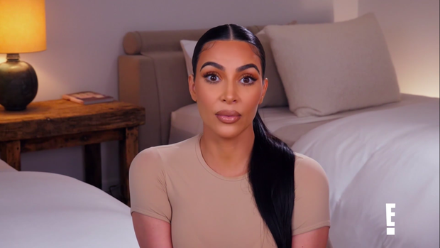 Khloe Kardashian xác nhận nhiễm COVID-19 giữa lúc Kim và gia đình bị chỉ trích vì tiệc tùng giữa mùa dịch-2