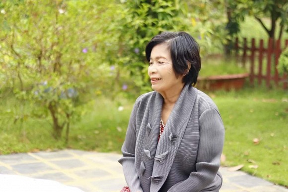 Diva Mỹ Linh chụp ảnh cùng ba thế hệ trong nhà, hé lộ cuộc sống bình yên hiện tại-3