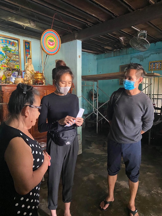 Lý Hải - Minh Hà bị nói làm màu lấy lòng thương khi đi từ thiện: Sự thật ra sao?-3