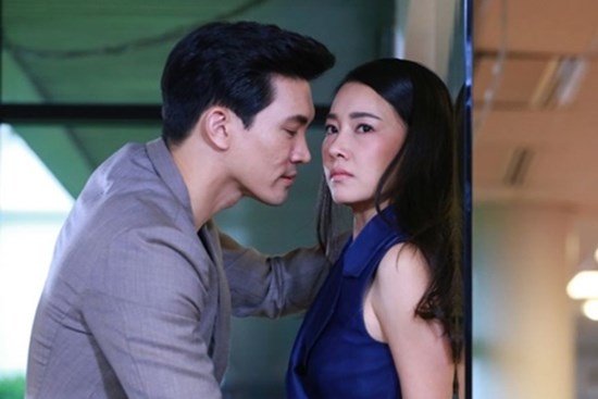 Vừa ly hôn 1 tháng mà vợ cũ đã có người mới, chồng cũ hằn học lao đến chất vấn thì nhận về câu trả lời khiến anh ta phải 