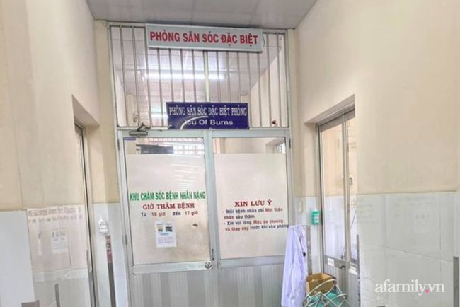 Đau lòng: Cha đón con đi học về rồi đóng cửa nhà châm lửa đốt, 2 cháu bé bị bỏng rất nặng-3