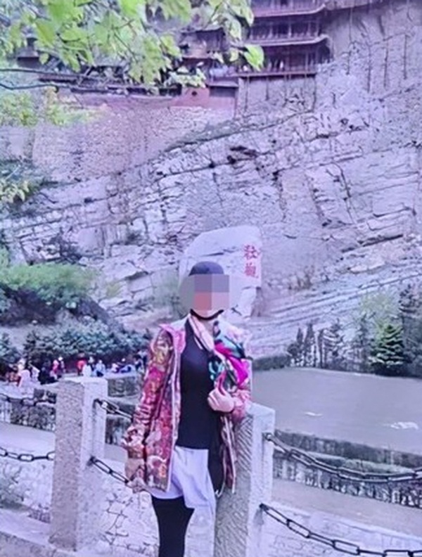 Gã đàn ông bội bạc ngoại tình với bà thím 52 tuổi, Tiểu tam ngông nghênh phản pháo với giọng điệu đanh thép khiến dân tình phẫn nộ-2