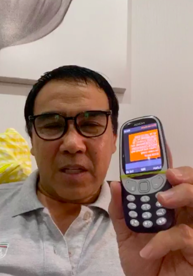 MC Quyền Linh kêu gọi được 2,3 tỷ đồng sau chưa đầy 1 giờ livestream, thông báo sẽ trực tiếp đến miền Trung cứu trợ-1