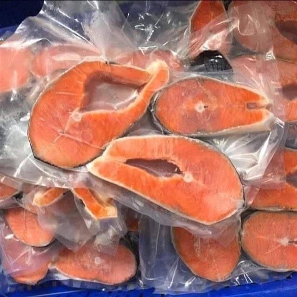 Sự thật nguồn gốc cá hồi siêu rẻ bán khắp chợ-3