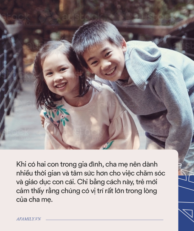 Bé trai 7 tuổi luôn lén lút mặc váy của em gái, thấy bất thường bố mẹ đưa đi khám, kết quả khiến gia đình chết ngất-2