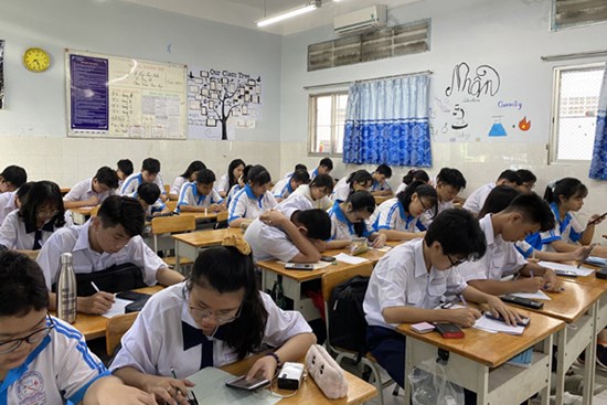 Kiểm tra, đánh giá giữa kỳ qua hệ thống Trường học thông minh 789.vn