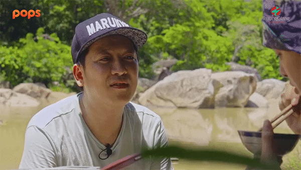 Trường Giang khiến Hoa hậu Tiểu Vy phải ăn cơm chan nước mắt, xem xong ai cũng thương cô bé tội nghiệp-1