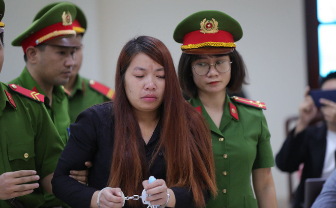 Chủ tọa vạch trần diện mạo lừa tình của mẹ mìn bắt cóc bé 2 tuổi tuổi, người bạn trai lặng người-1