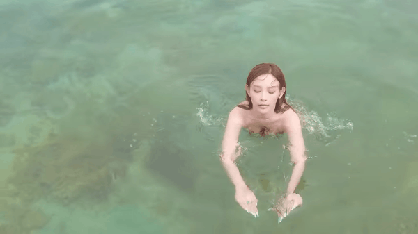 Sao Việt hóa trang Halloween: Chi Pu hở bạo, nhưng độ gợi cảm lại thua xa Huyền Baby khi cùng tạo hình nhân vật nàng tiên cá-2