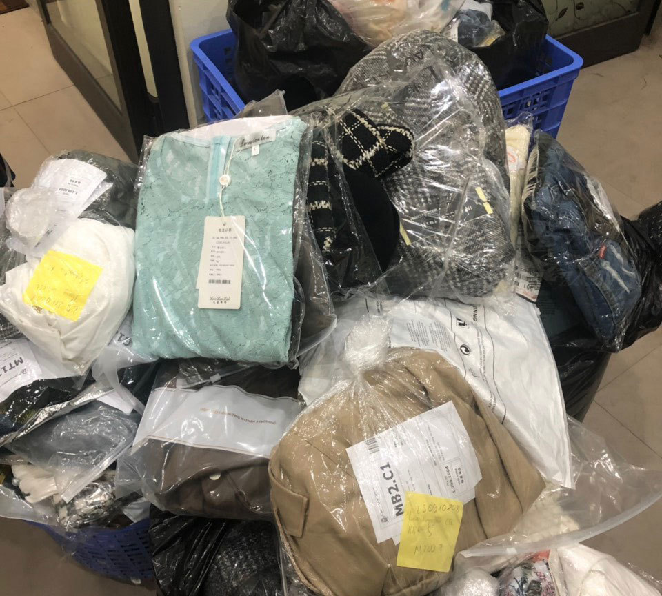 Phá kho đồ Tàu hô biến thành hàng hiệu EU bán giá cắt cổ-1
