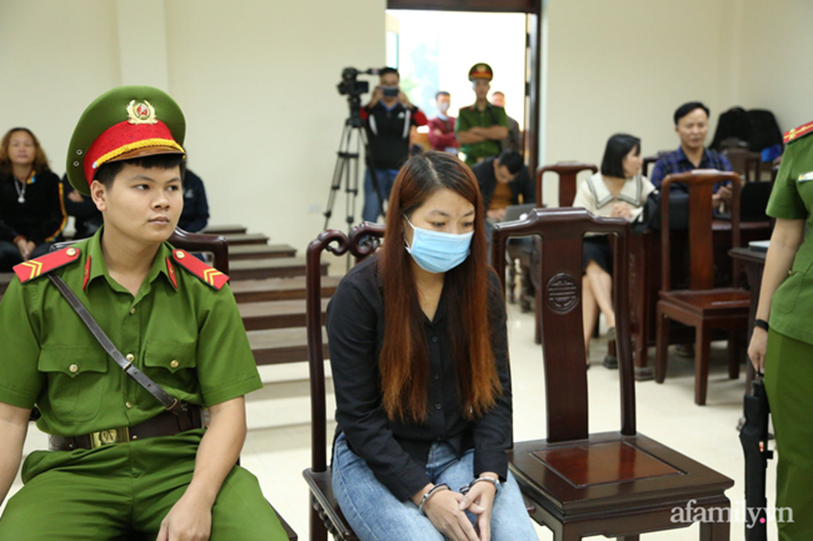 Mẹ mìn bắt cóc bé trai ở Bắc Ninh: Vô trách nhiệm đến mức không nhớ nổi tên con đẻ và giọt nước mắt muộn màng khi nghe tòa tuyên án-4