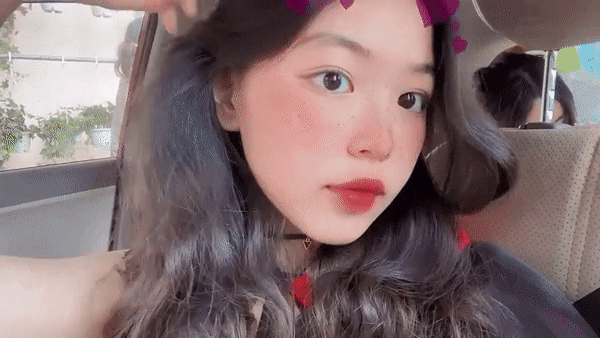 12 giây gói trọn nhan sắc khuynh thành của ái nữ MC Quyền Linh, ai fan ruột Lọ Lem điểm danh-1