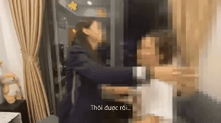 Vì 1 thế giới hoà bình: Hương Giang ôm nồng thắm và trở thành Best Friend” với antifan sau 17 phút đối chất!-1