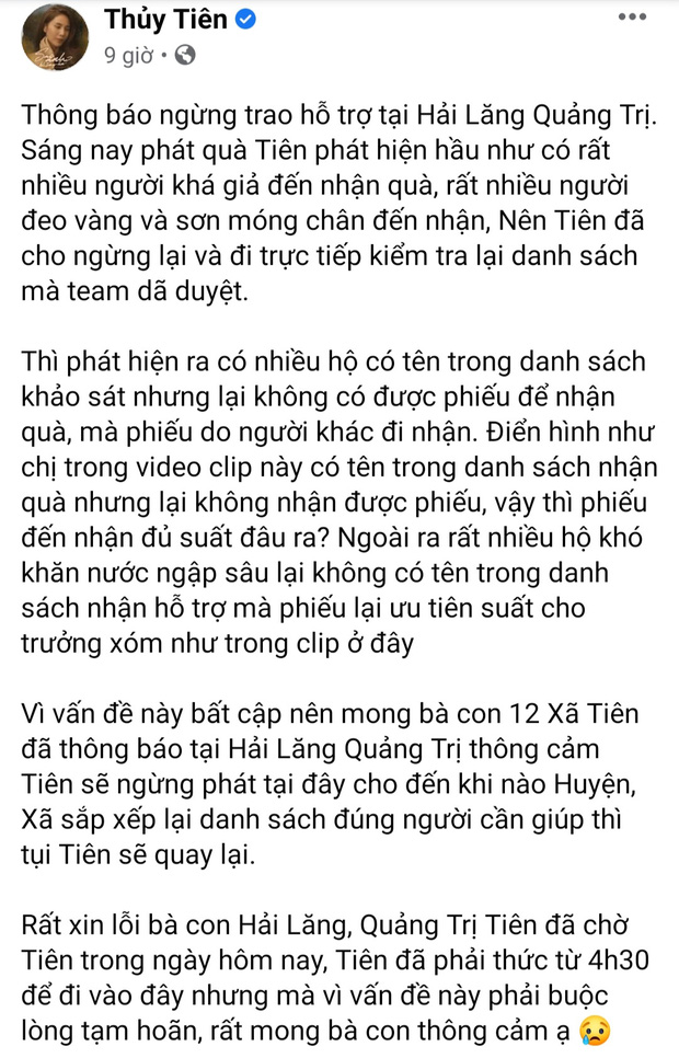 Thủy Tiên dừng phát tiền cứu trợ ở Hải Lăng - Quảng Trị vì thấy người nhận tiền đeo vàng: Chính quyền địa phương nói gì?-1