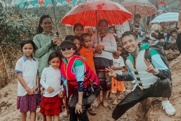 Một người tiết lộ cách đại gia Minh Nhựa đi mua một lúc 3 chiếc xe ô tô hạng sang bằng cách nở nụ cười nhẹ như lông hồng, đẳng cấp đại gia chính là đây!?-6