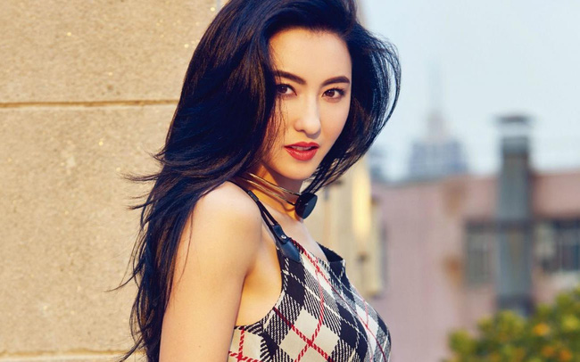 Đây là lý do không ai có thể biết cha ruột con trai thứ 3 của Trương Bá Chi là ai?-7