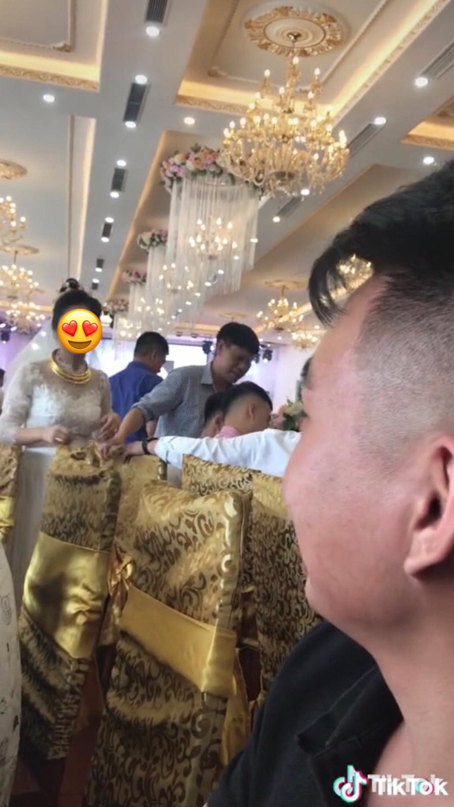 Xôn xao chàng trai đi dự đám cưới người yêu cũ, cố tình đem ảnh hôn hít năm xưa ra làm trò đùa-4