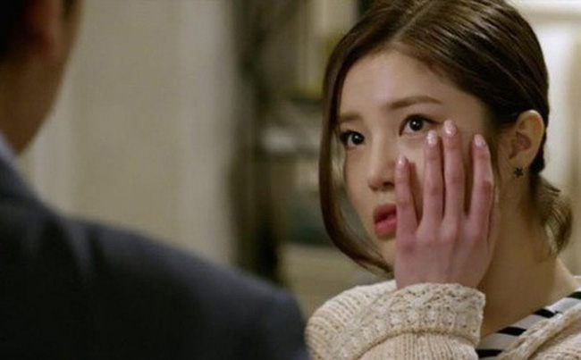 Đến nhà chơi nhưng bị chồng tương lai tát nảy đom đóm mắt vì một lý do không ai ngờ, cô gái có màn trả lễ quyết liệt, thu hút đến 14 nghìn like-2